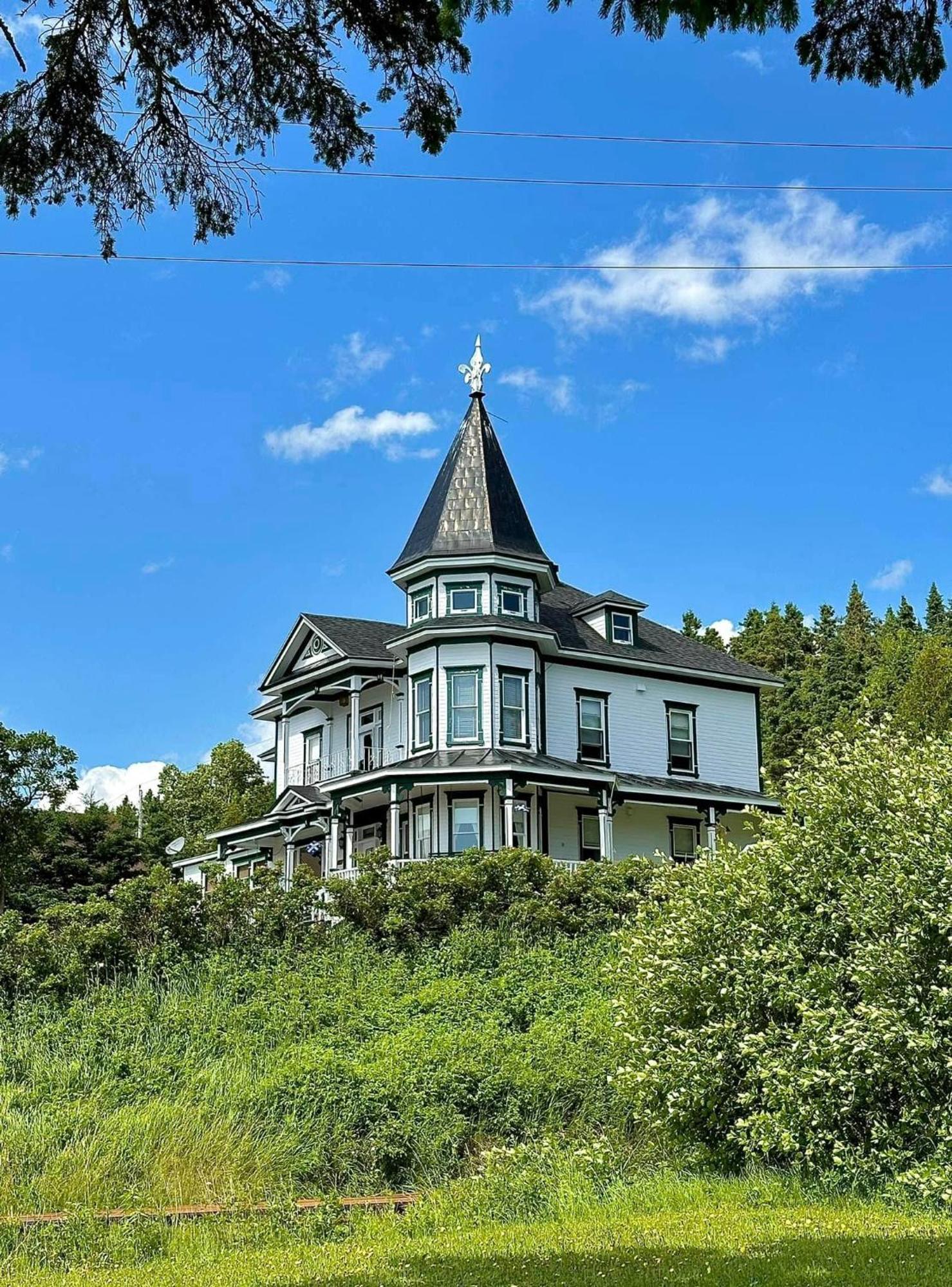 Port-Daniel Le Manoir Du Vieux Presbytere المظهر الخارجي الصورة