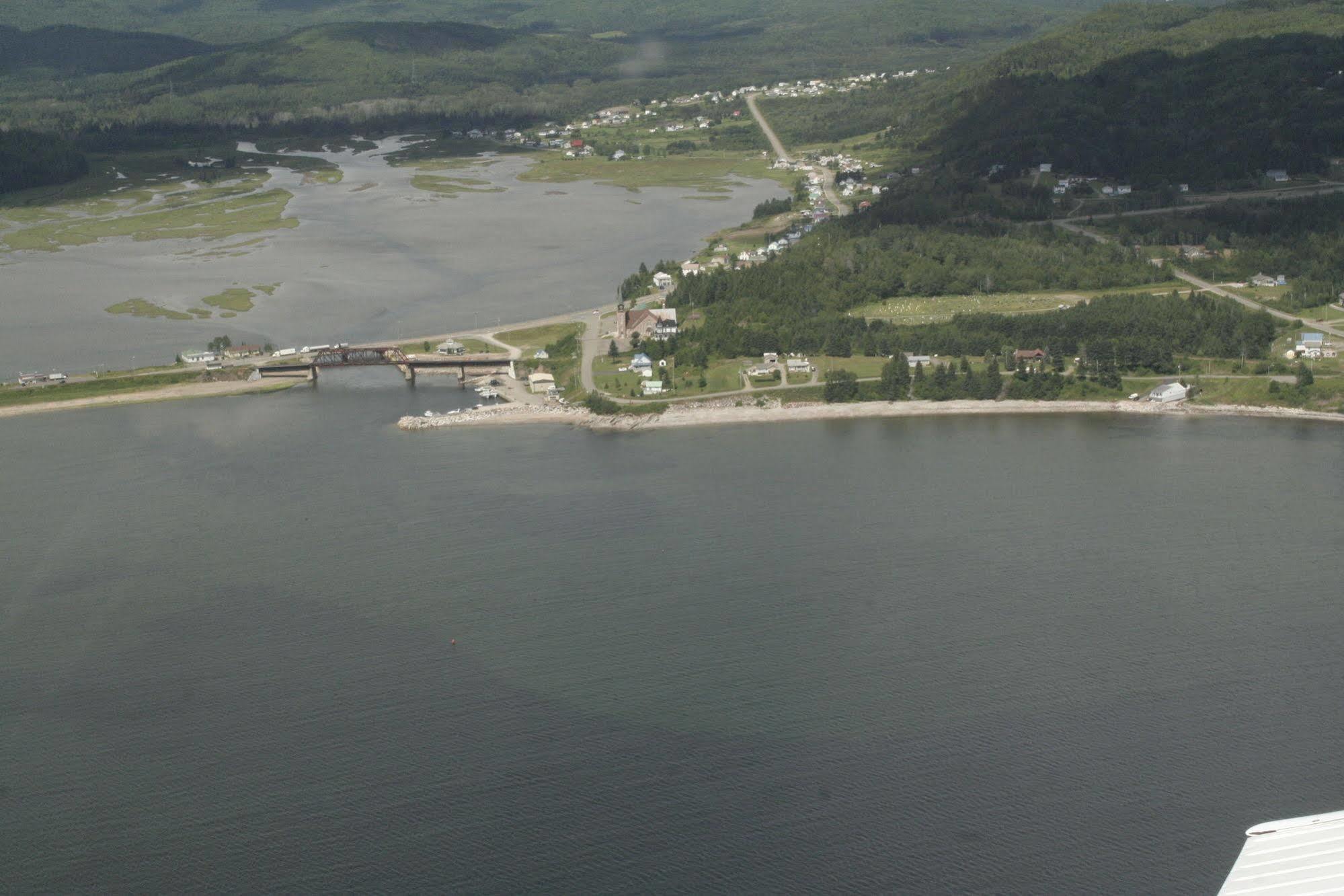 Port-Daniel Le Manoir Du Vieux Presbytere المظهر الخارجي الصورة