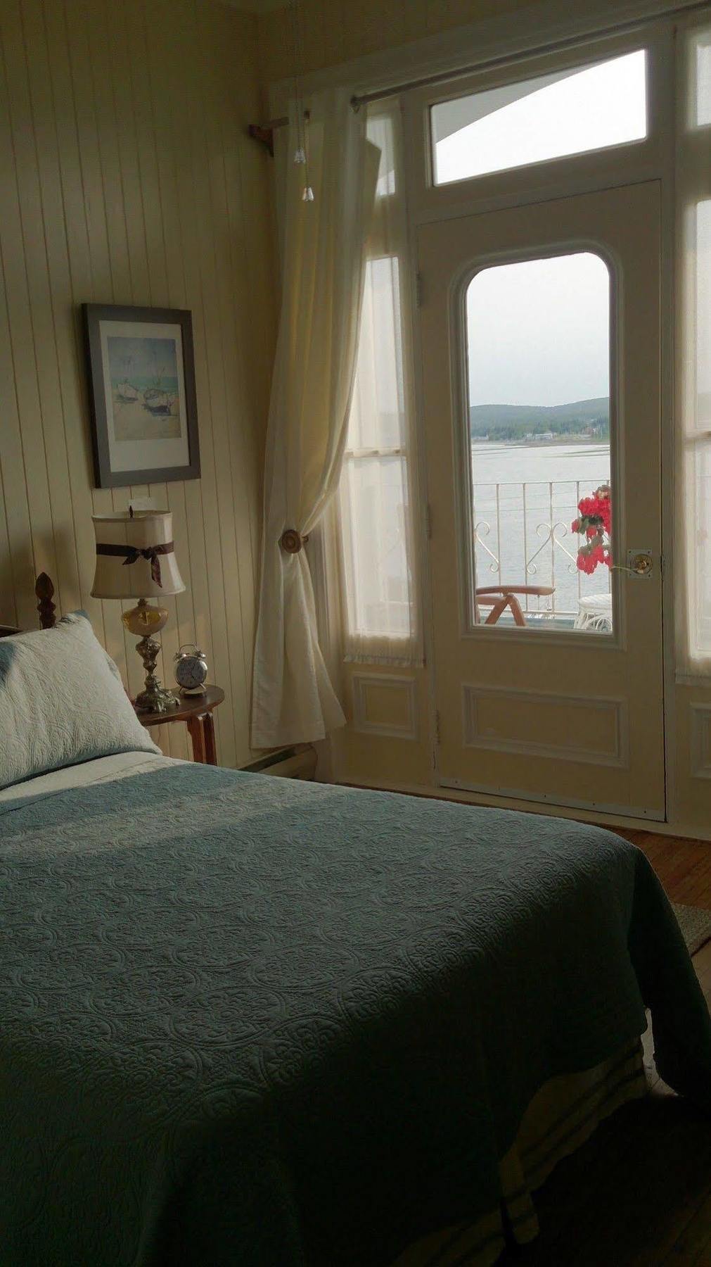 Port-Daniel Le Manoir Du Vieux Presbytere المظهر الخارجي الصورة